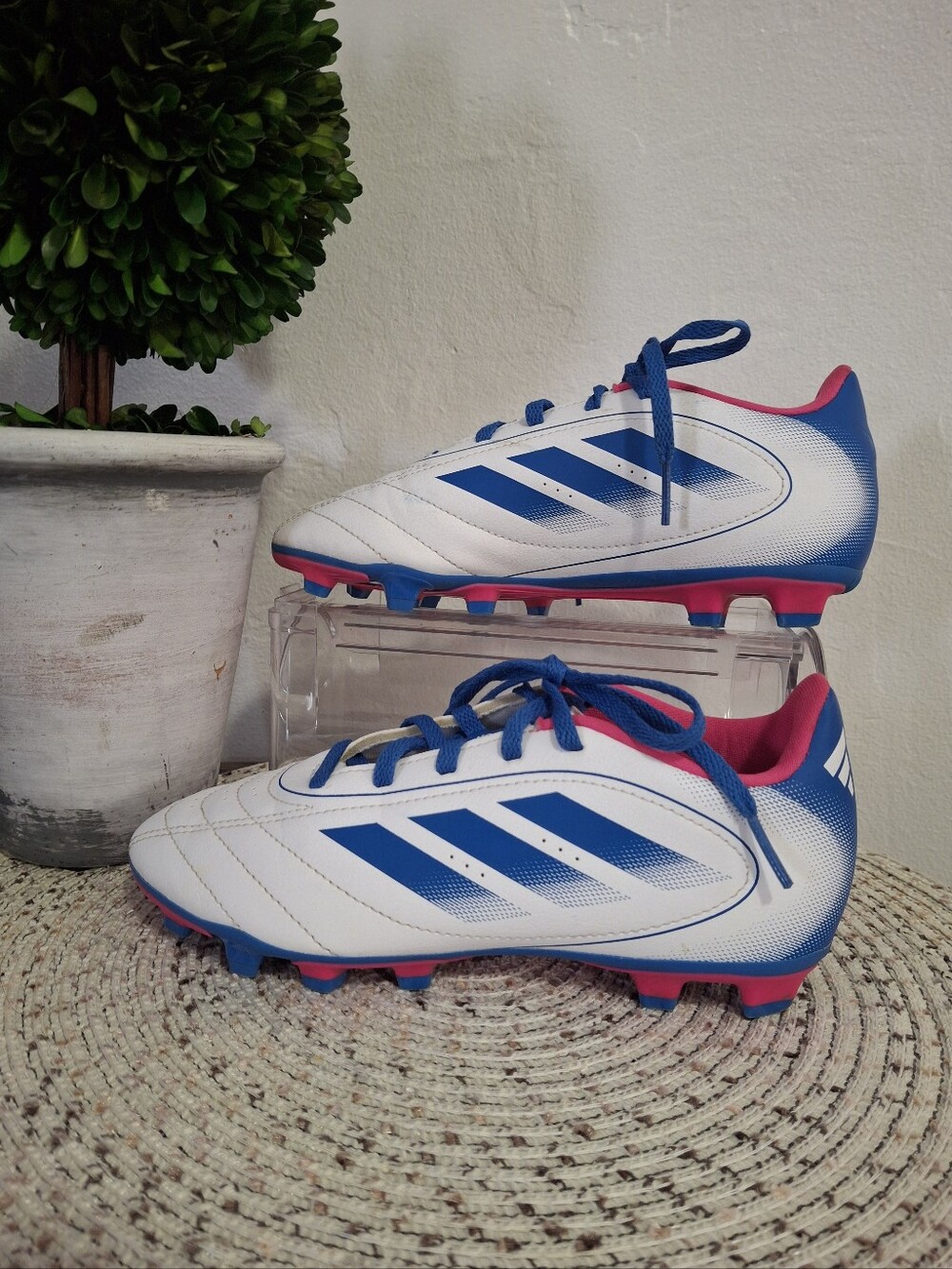 Kids White And Blue Soccer Cleats with Pink Accents Size 3.